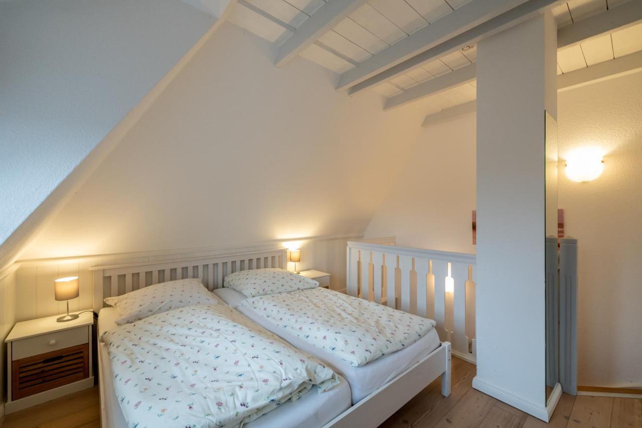 Ferienwohnung Oldsum Esterno foto