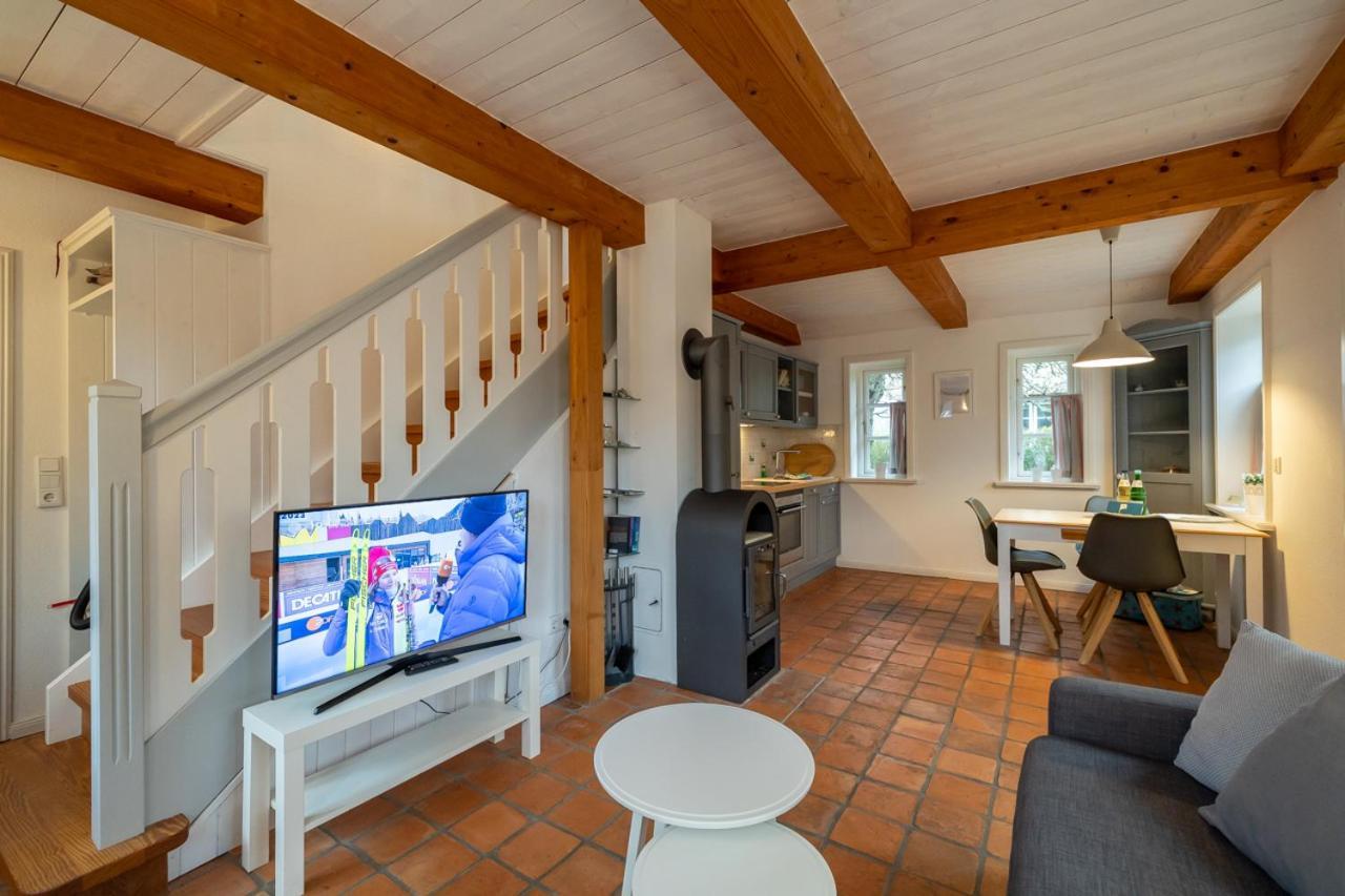 Ferienwohnung Oldsum Esterno foto